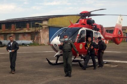 Elicopterul SMURD de la Caransebeş, o săptămână de exerciţii în munţi