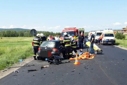 Grav accident pe DN 6, la Vălişoara. Trei minori au ajuns la spital