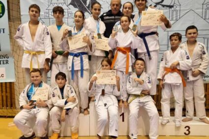 Aur, argint şi bronz pentru tinerii judoka din Caransebeş, la Timişoara