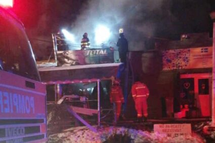 Incendiu violent la Caransebeş: Au ars „Micii de Deva” de pe Dâlmă!