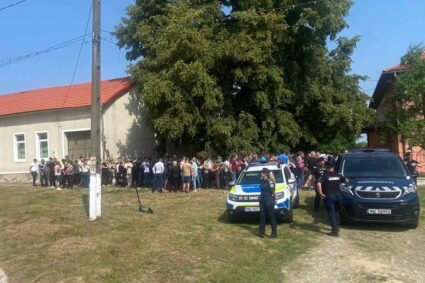 Poliţiştii efectuează cercetări cu privire la numărul mare de flotanţi înregistrat în două comune din Caraş-Severin