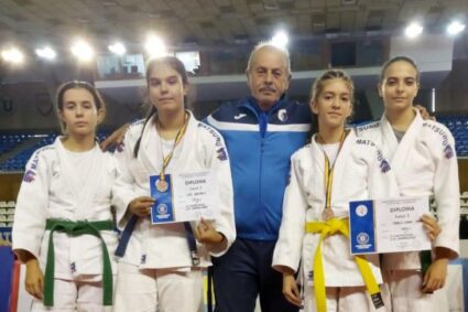 „Fetele de bronz” ale Caransebeşului de la Campionatul Naţional de Judo