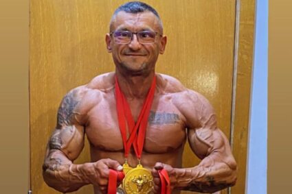 Caransebeșeanul Dorian Armaș, trei medalii de aur la Campionatul Balcanic la Culturism!