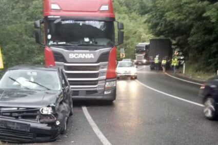 Accident pe DN 6, între Armeniș și Sadova Veche